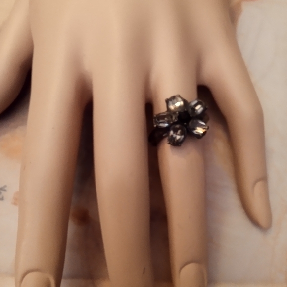 Four ring bundle - Picture 7 of 9